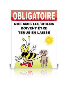 Obligatoire : chien en laisse,